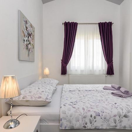 טרוגיר Rooms Anna מראה חיצוני תמונה